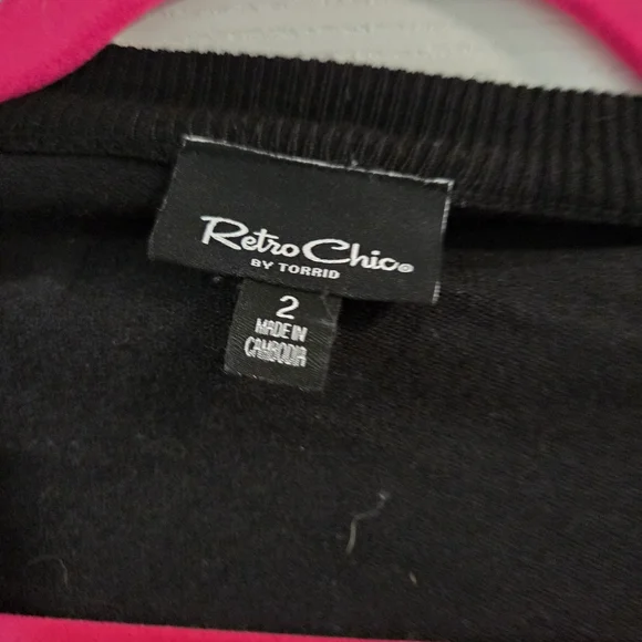 NWOT Torrid Retro Chic Cherry Embroidered Cardigan- Size 2x - Picture 9 of 11